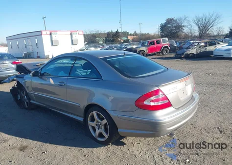 2005 Mercedes-Benz Clk 500 from USA, damaged, VIN WDBTJ75J25F122074